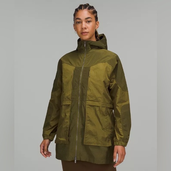 lululemon athletica Jackets & Blazers - Lululemon•Ripstop Relaxed-Fit Jacket•Hooded Water Proof Cinch Waist•Green•NWOT•6